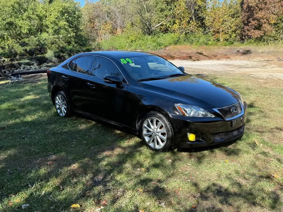 2009 Lexus IS 2nd Gen - Image 3 of 20