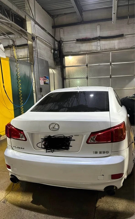2009 Lexus IS 2nd Gen - Image 3 of 4