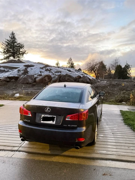 2009 Lexus IS 2nd Gen - Image 9 of 15