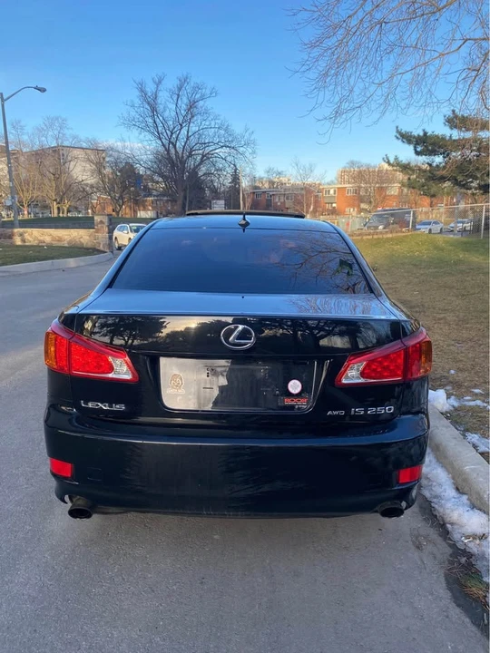 2009 Lexus IS 2nd Gen - Image 4 of 10