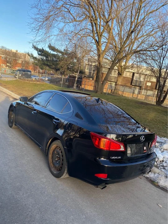 2009 Lexus IS 2nd Gen - Image 6 of 10