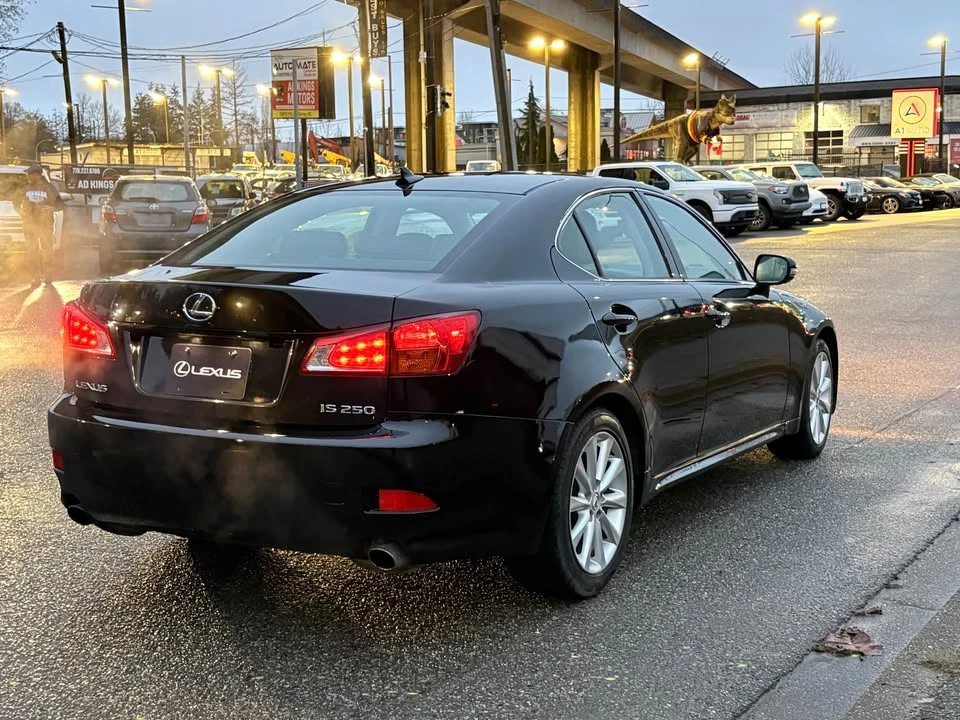 2009 Lexus IS 2nd Gen - Image 10 of 17