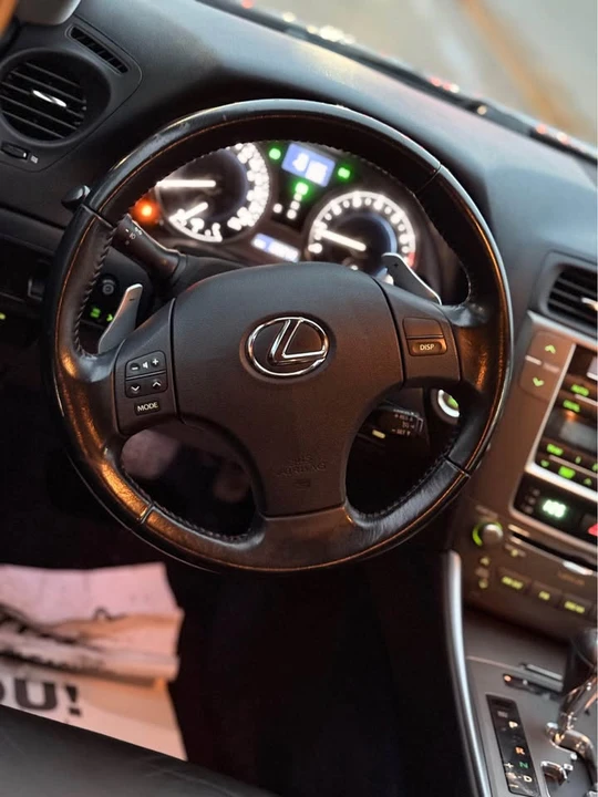 2009 Lexus IS 2nd Gen - Image 12 of 17