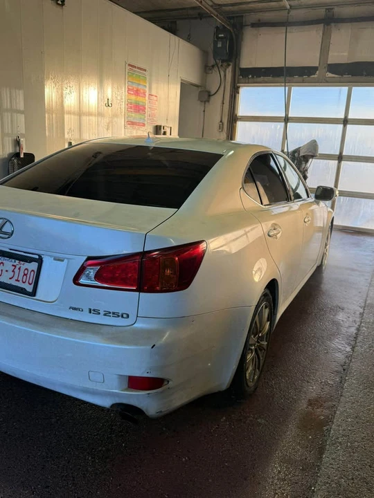 2009 Lexus IS 2nd Gen - Image 4 of 8