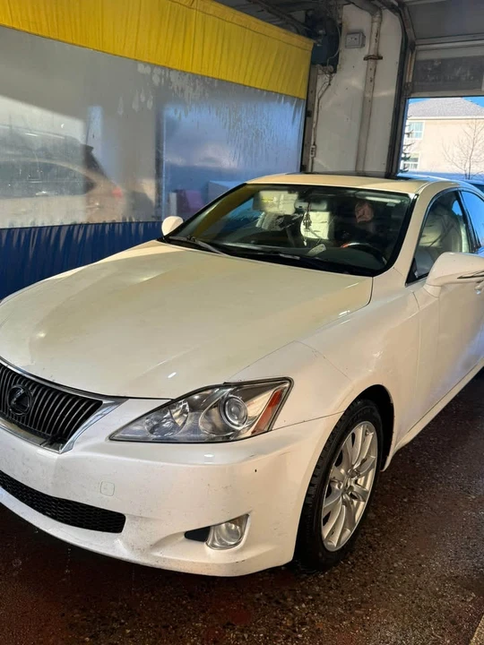 2009 Lexus IS 2nd Gen - Image 6 of 8