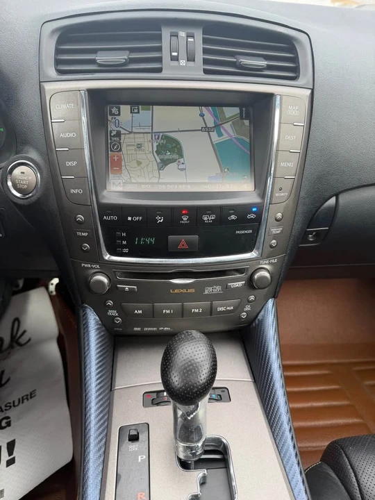 2009 Lexus IS 2nd Gen - Image 14 of 18