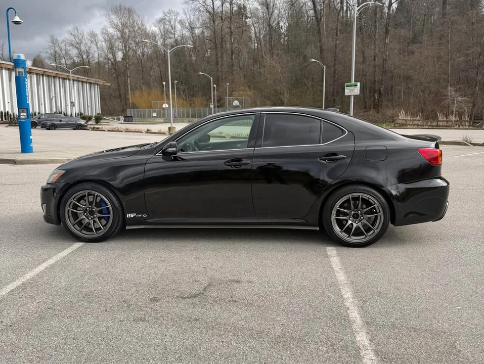 2009 Lexus IS 2nd Gen - Image 5 of 18