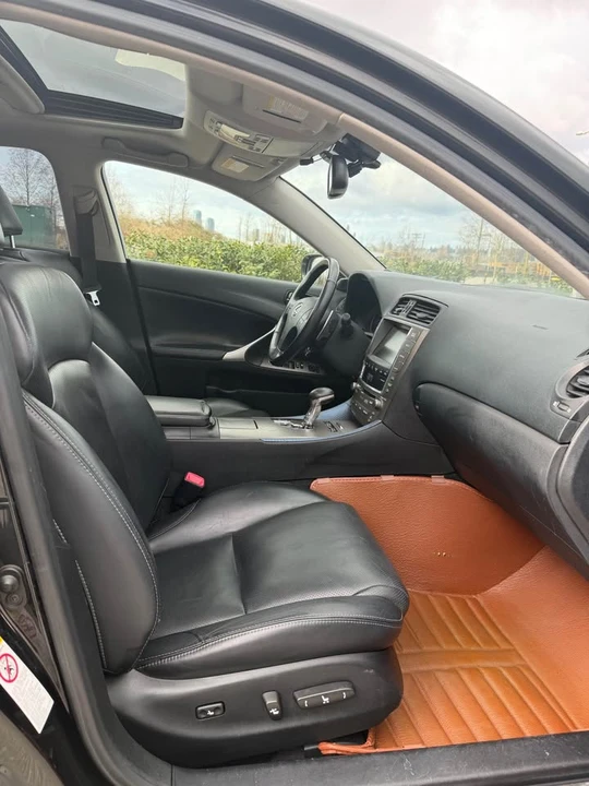 2009 Lexus IS 2nd Gen - Image 11 of 18