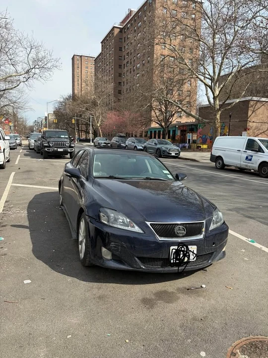 2009 Lexus IS 2nd Gen - Image 8 of 10