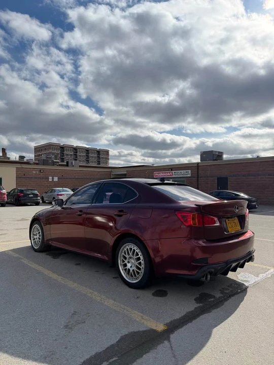 2009 Lexus IS 2nd Gen - Image 9 of 12