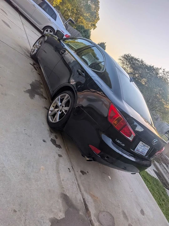 2009 Lexus IS 2nd Gen - Image 9 of 15