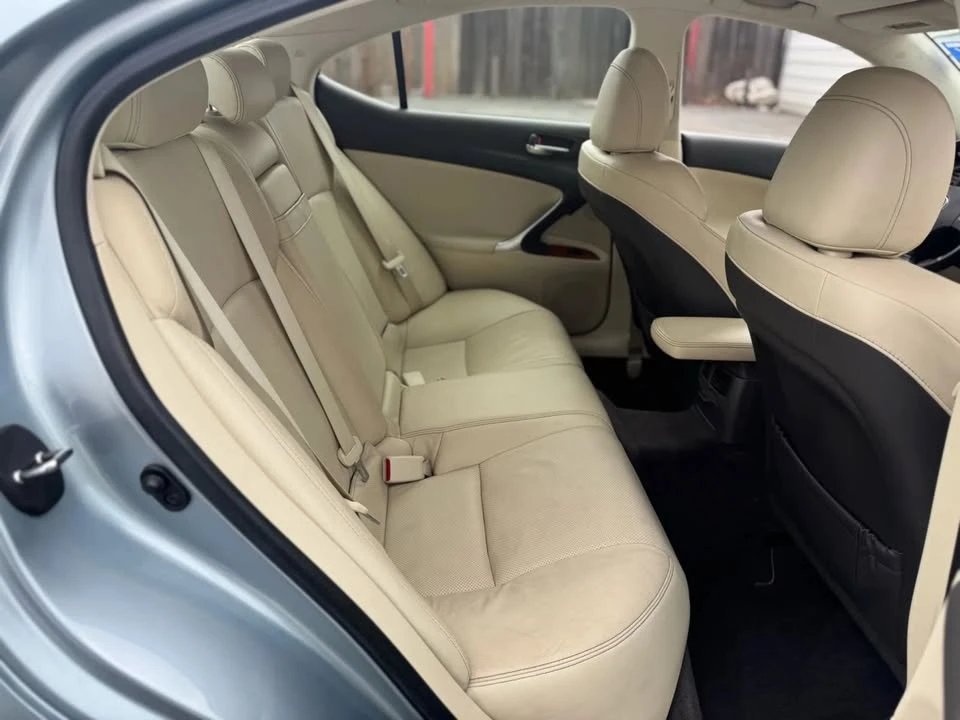 2009 Lexus IS 2nd Gen - Image 11 of 20