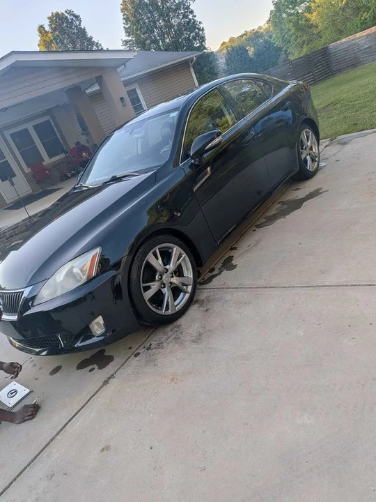 2009 Lexus IS 2nd Gen - Image 10 of 15