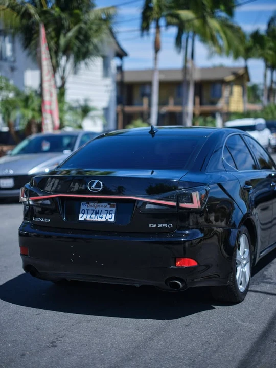 2009 Lexus IS 2nd Gen - Image 4 of 13