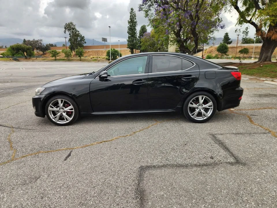 2009 Lexus IS 2nd Gen - Image 2 of 17