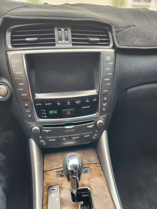 2009 Lexus IS 2nd Gen - Image 14 of 17