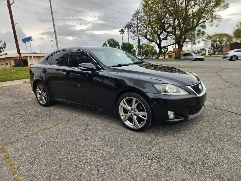 2009 Lexus IS 2nd Gen - Image 4 of 17