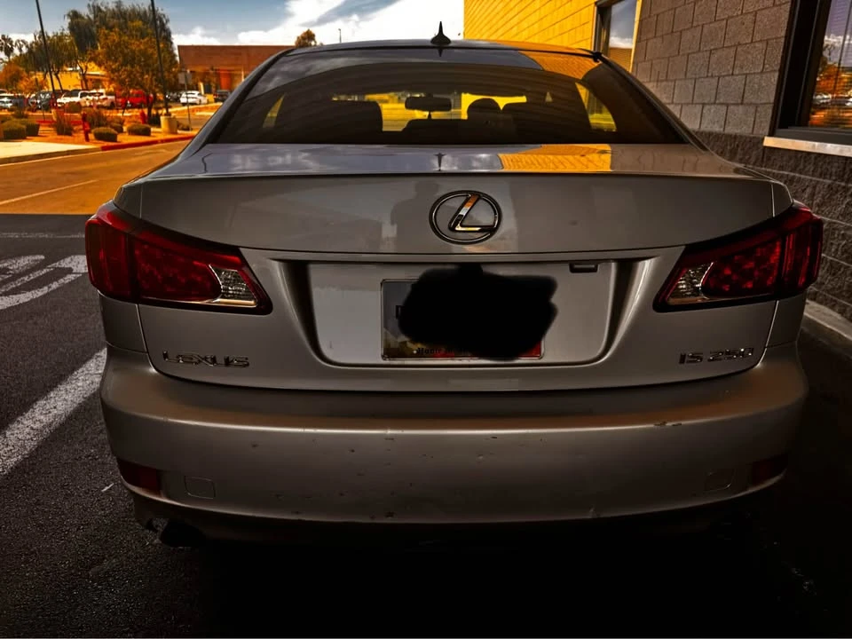 2009 Lexus IS 2nd Gen - Image 4 of 8
