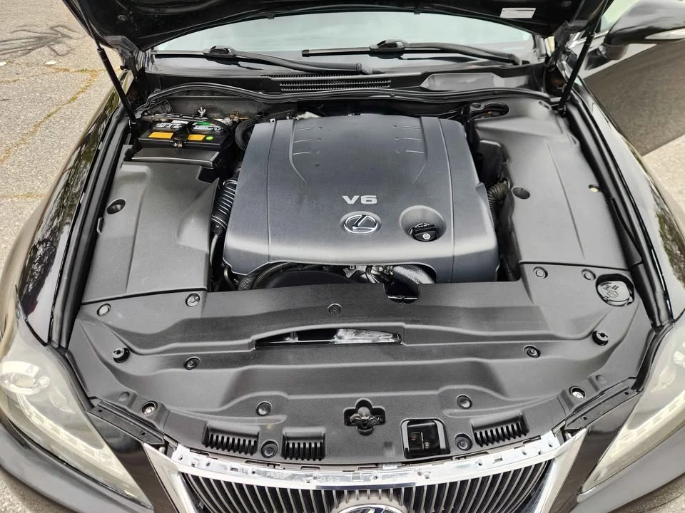 2009 Lexus IS 2nd Gen - Image 16 of 17