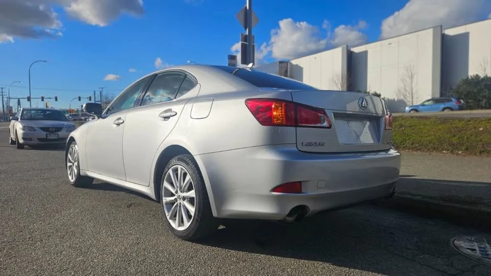2009 Lexus IS 2nd Gen - Image 5 of 13