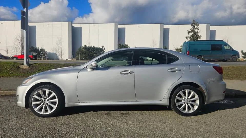 2009 Lexus IS 2nd Gen - Image 6 of 13