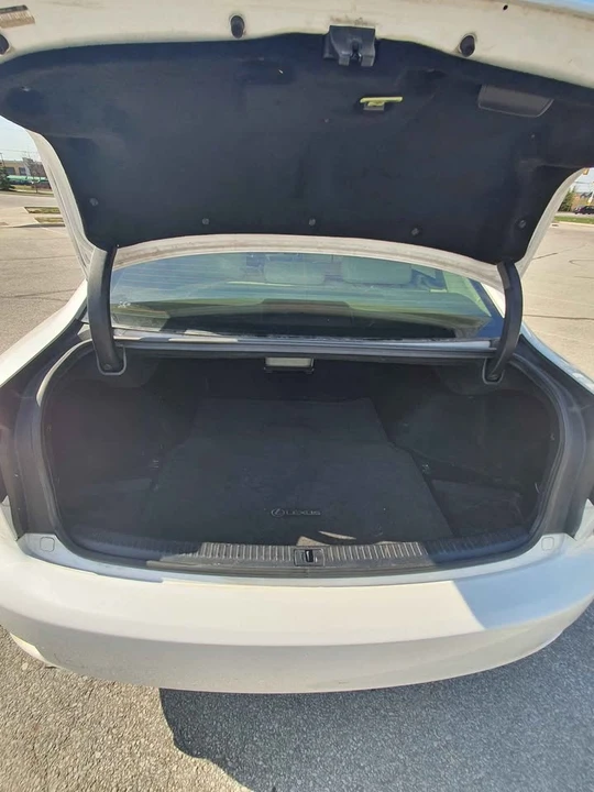 2009 Lexus IS 2nd Gen - Image 6 of 12