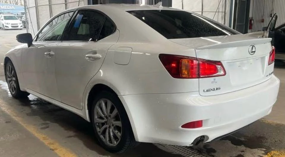 2009 Lexus IS 2nd Gen - Image 4 of 10