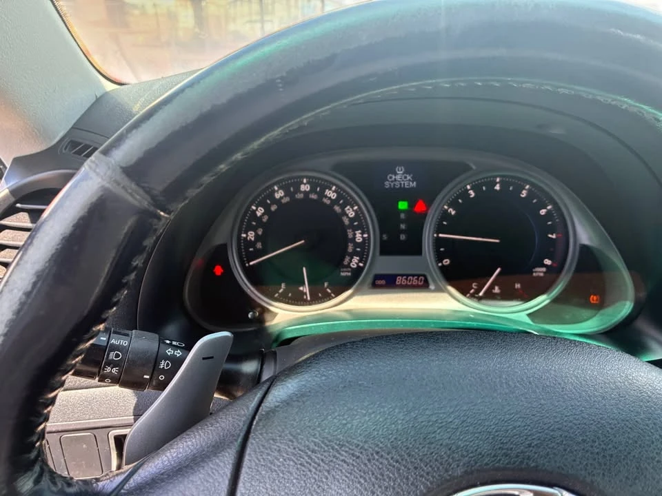 2009 Lexus IS 2nd Gen - Image 6 of 8