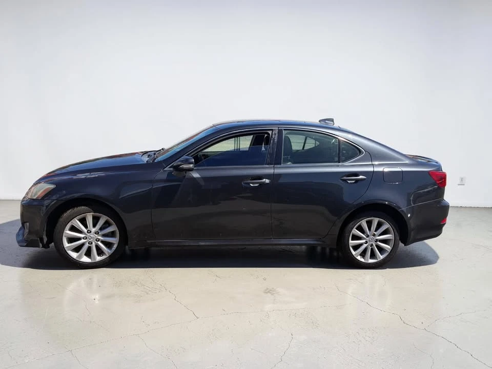 2009 Lexus IS 2nd Gen - Image 4 of 8
