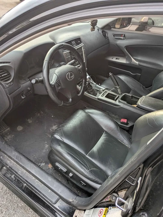 2009 Lexus IS 2nd Gen - Image 5 of 11