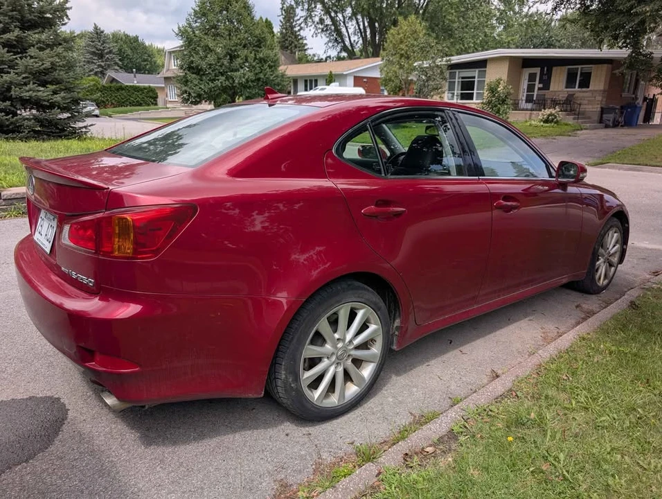 2009 Lexus IS 2nd Gen - Image 4 of 7