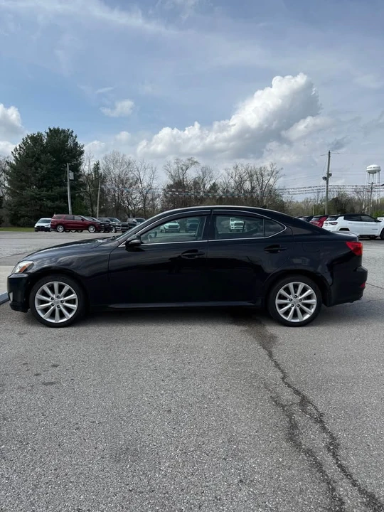 2009 Lexus IS 2nd Gen - Image 2 of 13