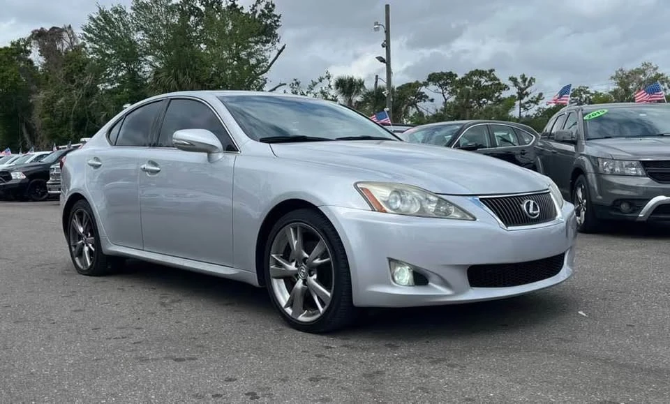 2009 Lexus IS 2nd Gen - Image 3 of 15