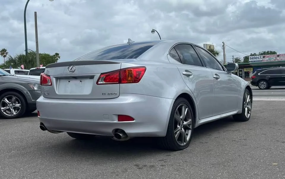 2009 Lexus IS 2nd Gen - Image 4 of 15