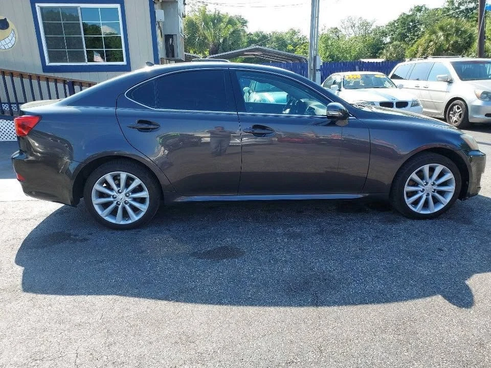 2009 Lexus IS 2nd Gen - Image 8 of 18