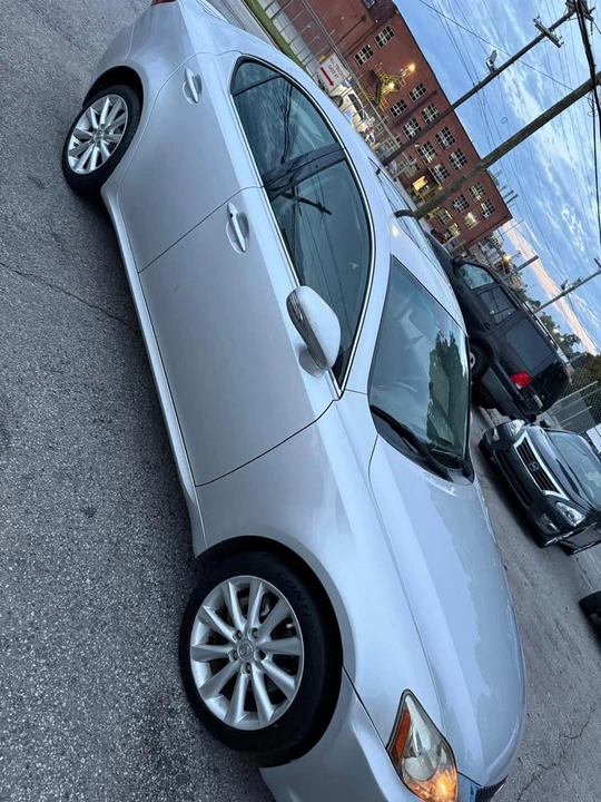 2009 Lexus IS 2nd Gen - Image 6 of 7