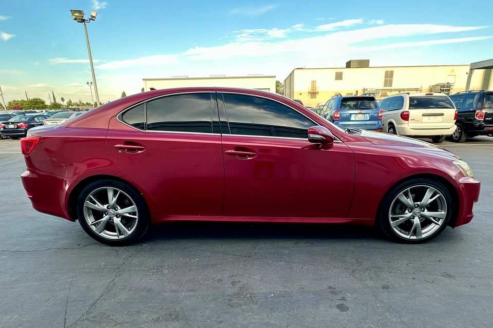 2009 Lexus IS 2nd Gen - Image 4 of 17