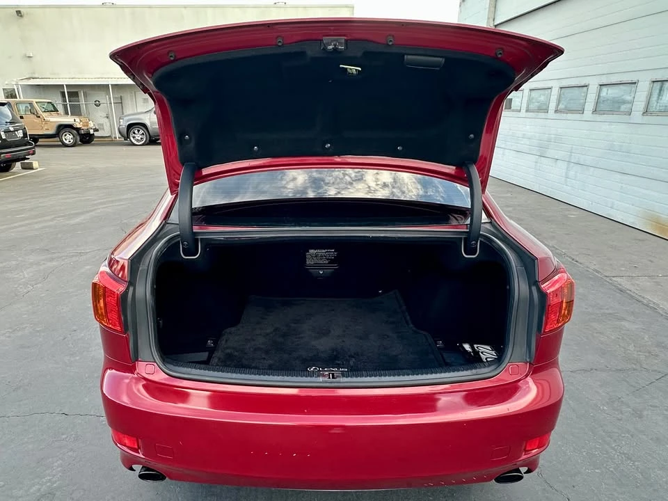 2009 Lexus IS 2nd Gen - Image 16 of 17