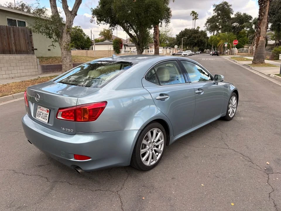 2009 Lexus IS 2nd Gen - Image 6 of 11