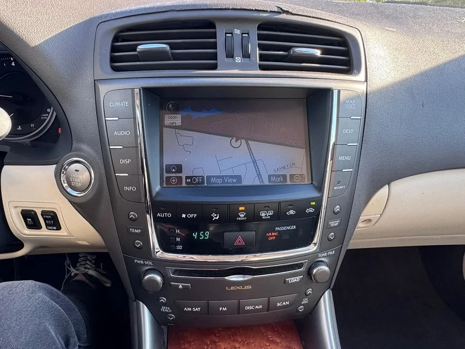 2009 Lexus IS 2nd Gen - Image 19 of 20