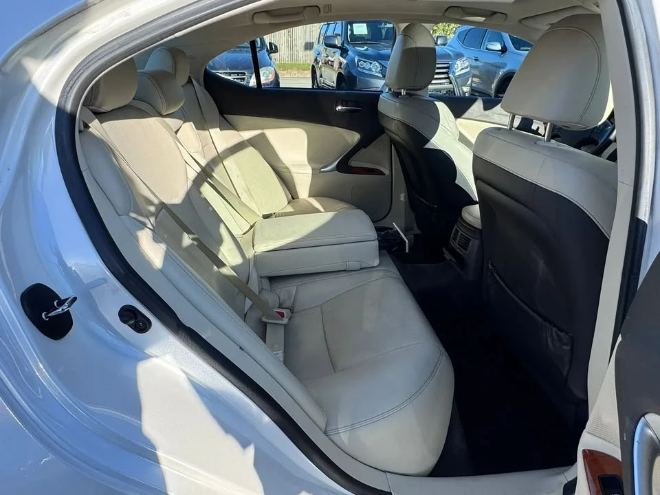 2009 Lexus IS 2nd Gen - Image 14 of 20