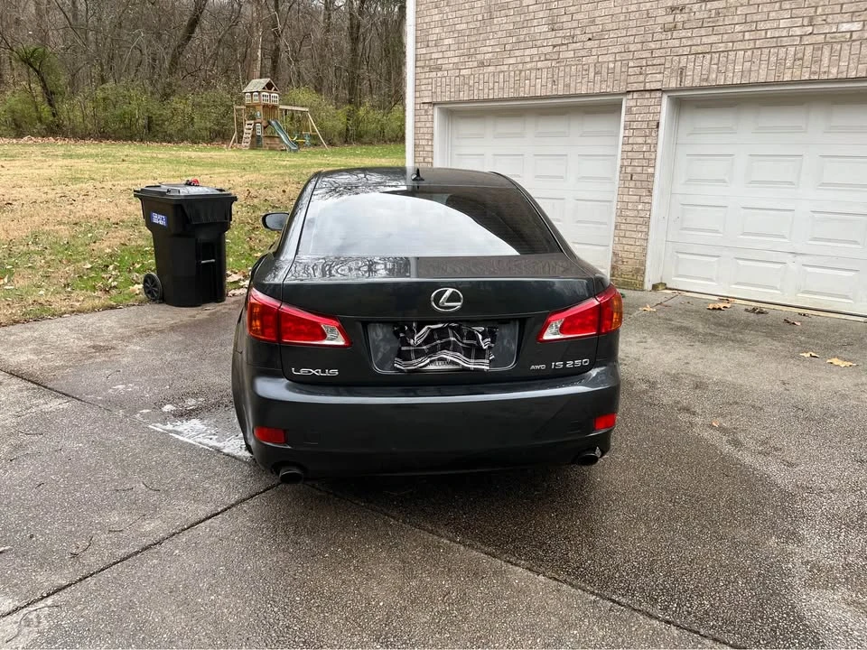 2009 Lexus IS 2nd Gen - Image 6 of 10