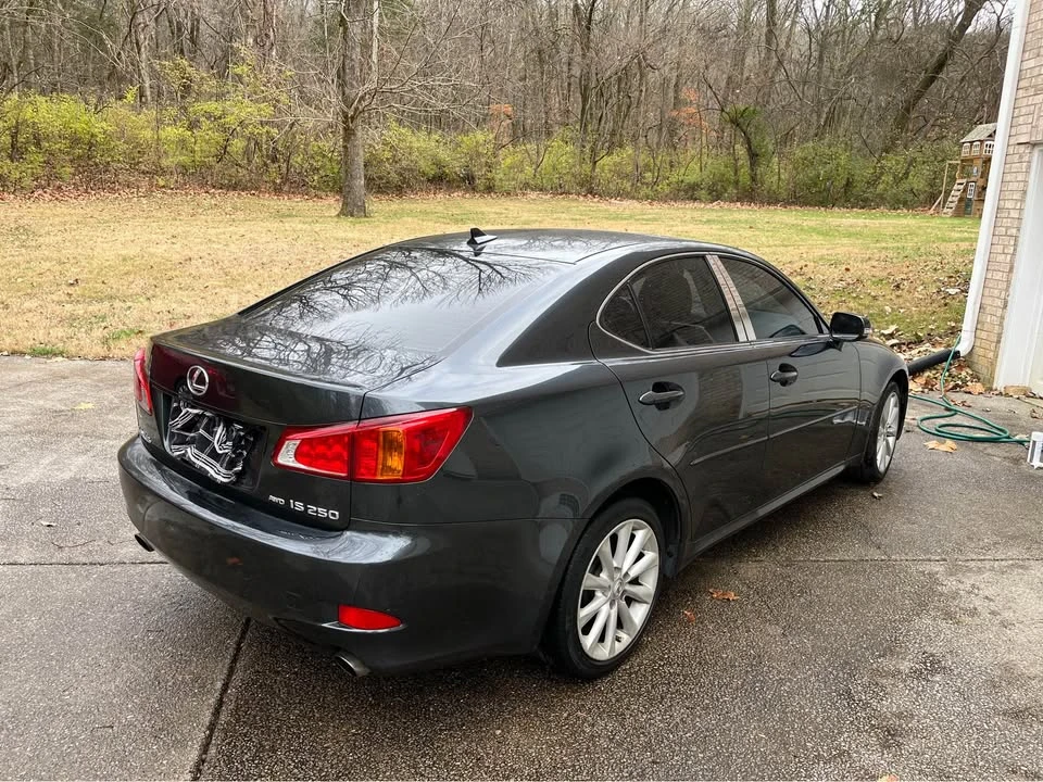 2009 Lexus IS 2nd Gen - Image 4 of 10