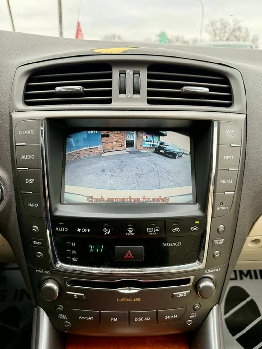2009 Lexus IS 2nd Gen - Image 17 of 20