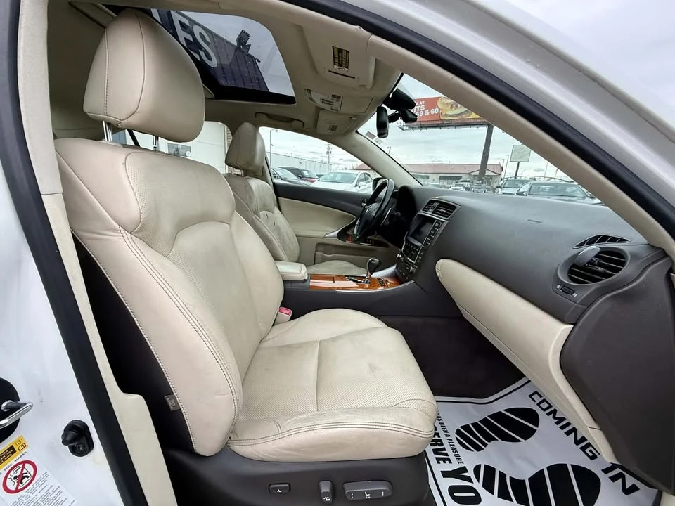 2009 Lexus IS 2nd Gen - Image 11 of 20