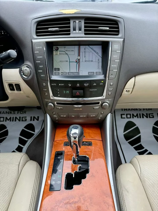 2009 Lexus IS 2nd Gen - Image 16 of 20