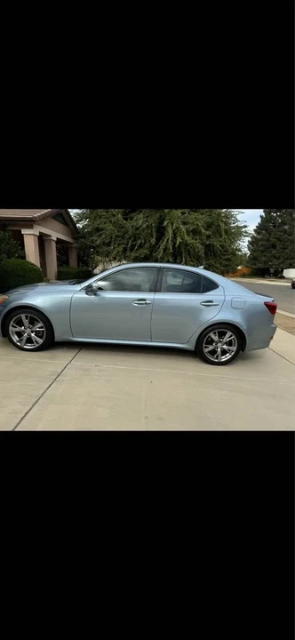 2009 Lexus IS 2nd Gen - Image 2 of 5