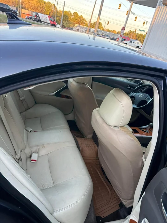 2009 Lexus IS 2nd Gen - Image 4 of 17