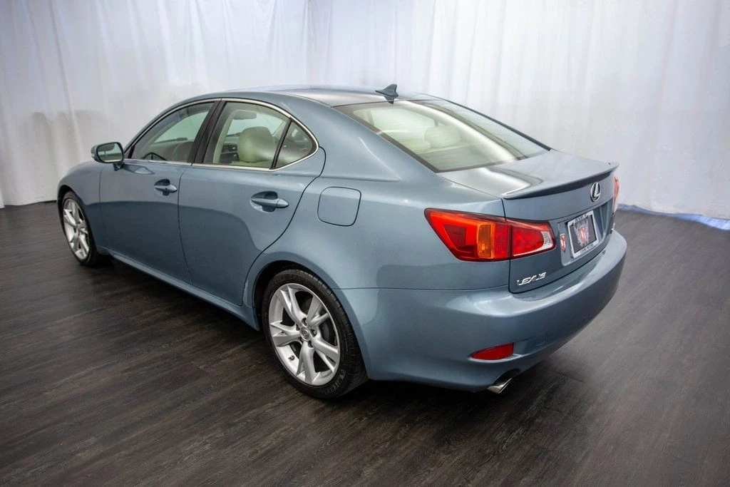 2009 Lexus IS 2nd Gen - Image 11 of 12