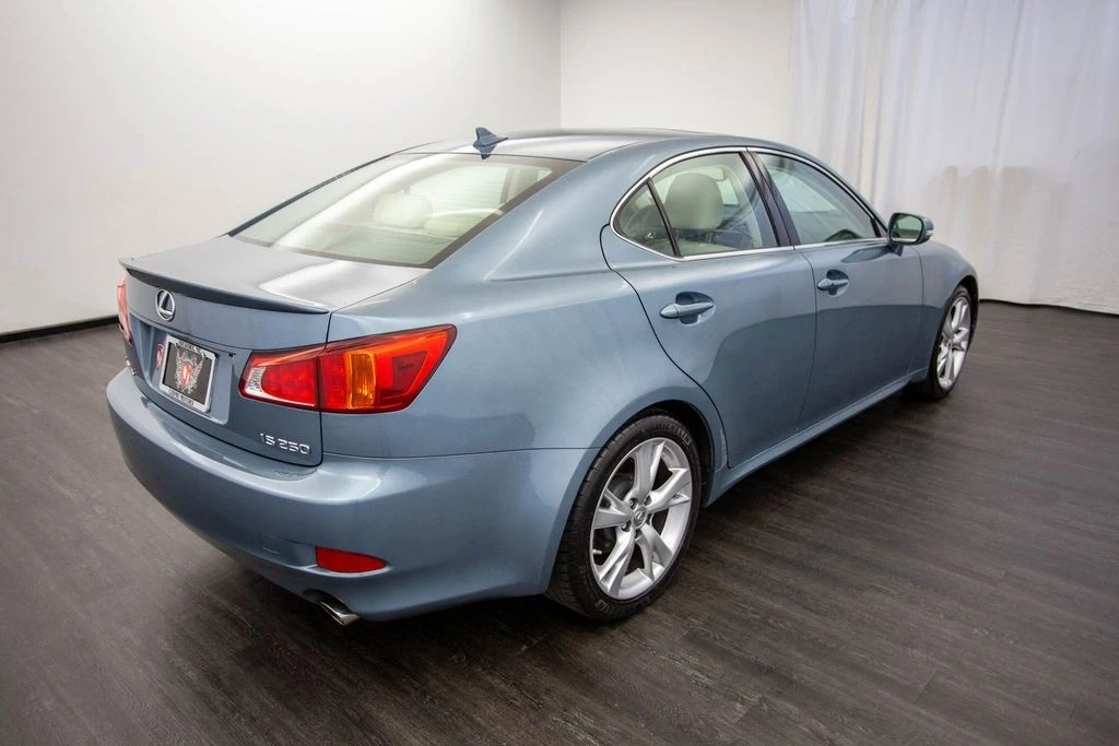 2009 Lexus IS 2nd Gen - Image 10 of 12